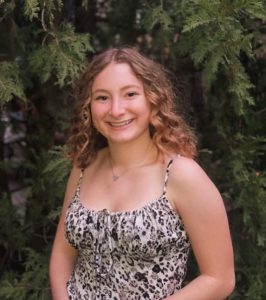 Our 2022 Lewis Summer Intern Kate Saunders.